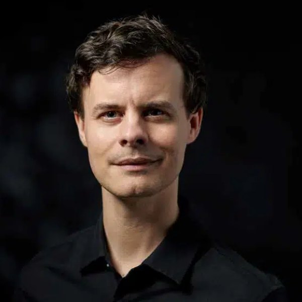 Tobias Schmidt-Hansen